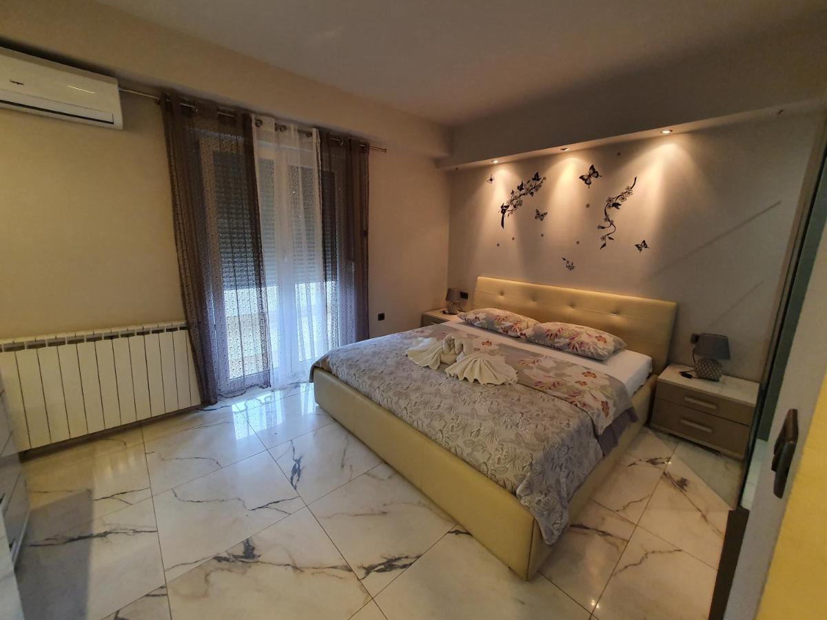 Apartments & Rooms Krk Krk Town Exterior photo