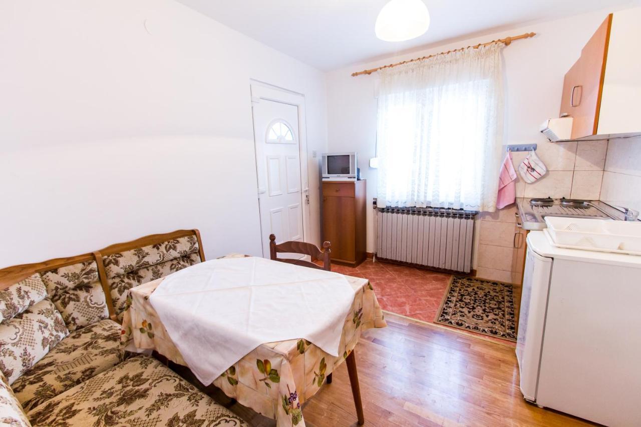 Apartments & Rooms Krk Krk Town Room photo